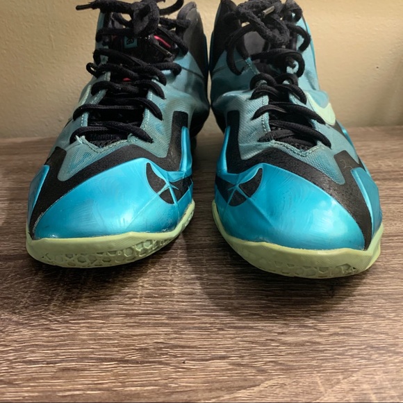 Nike Lebron 11 South Beach - Picture 3 of 11